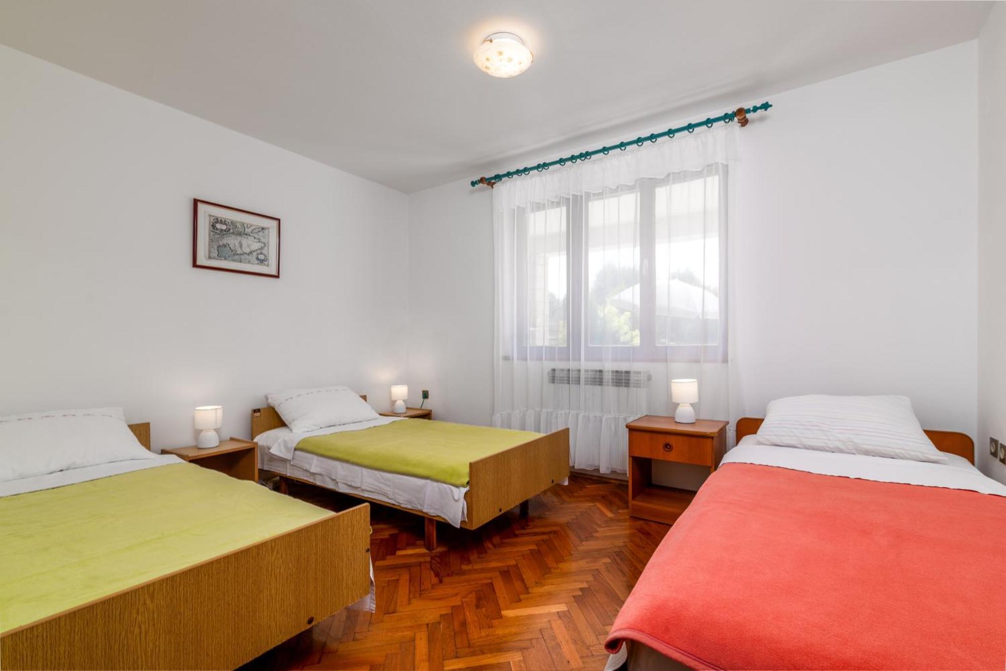 Appartement With A Parking Space - 2252 Pula